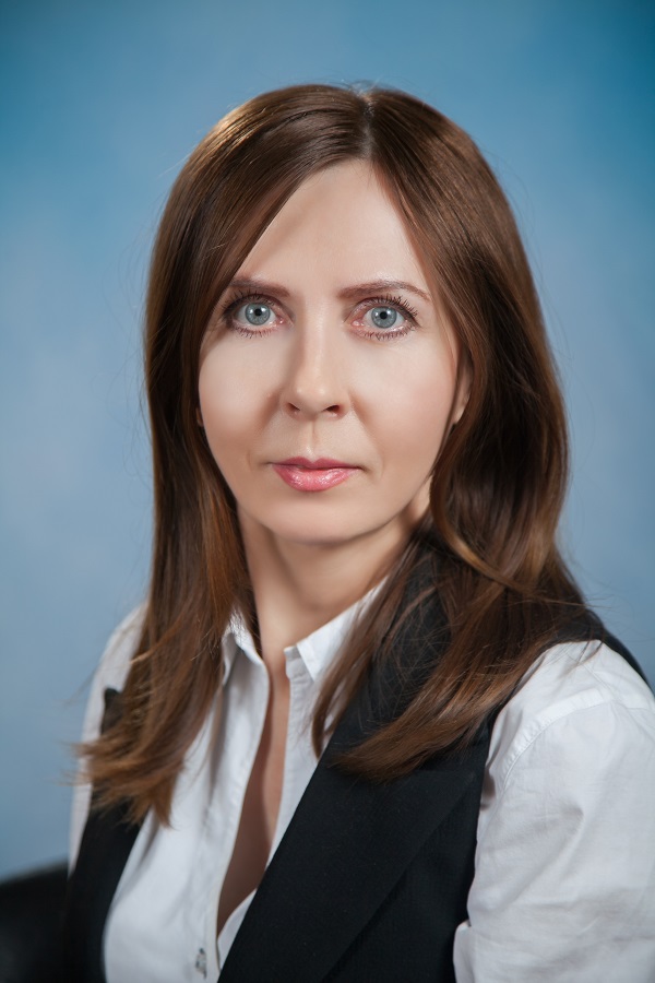 Астахова Ирина Владимировна.